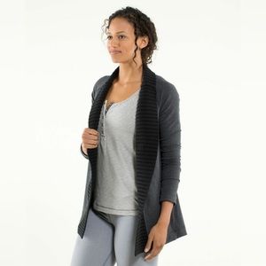 Lululemon Bliss Break Wrap
